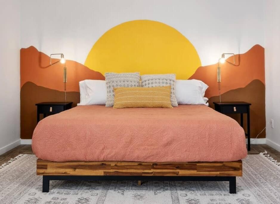 Fab Phx Getaway W/ Pool & Fire Pit Villa Phoenix Eksteriør bilde