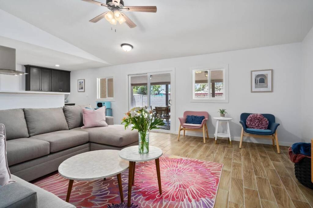 Fab Phx Getaway W/ Pool & Fire Pit Villa Phoenix Eksteriør bilde